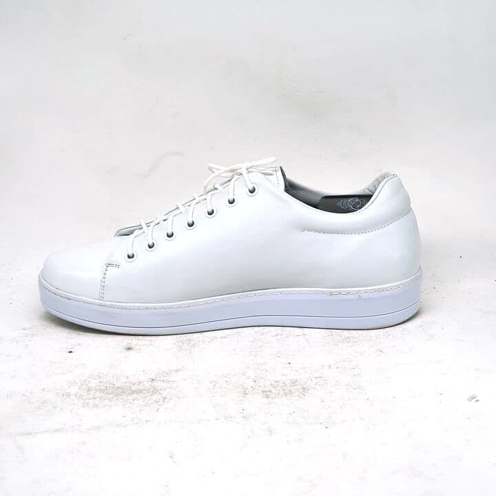 Weißer Leder-Sneaker